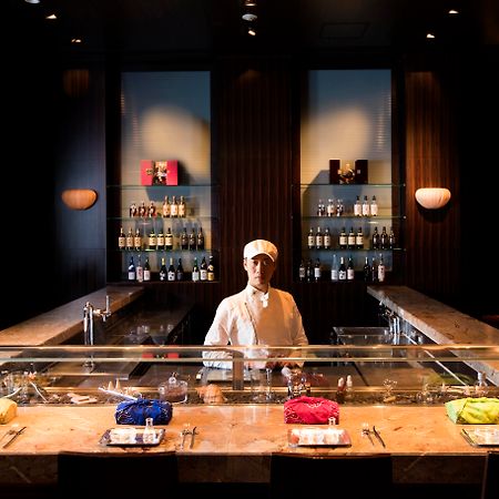Hotel Mandarin Oriental, Tokyo Esterno foto