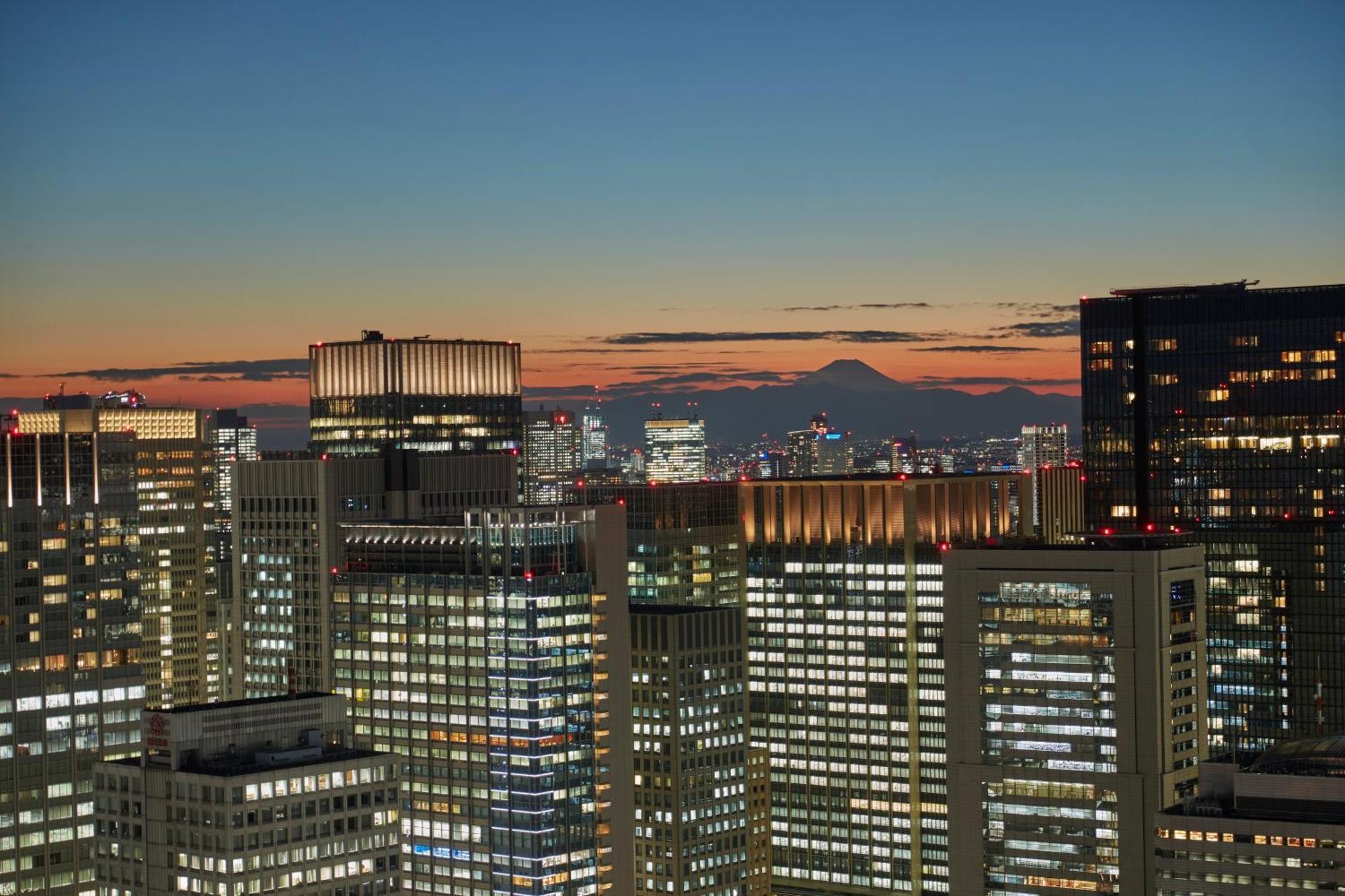 Hotel Mandarin Oriental, Tokyo Esterno foto
